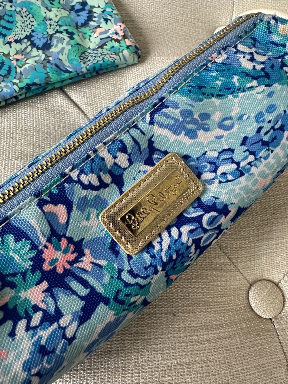 Lilly Pulitzer “Wave After Wave” Plastic Zip Pouch and Pencil Case Set Bundle - Picture 6 of 8
